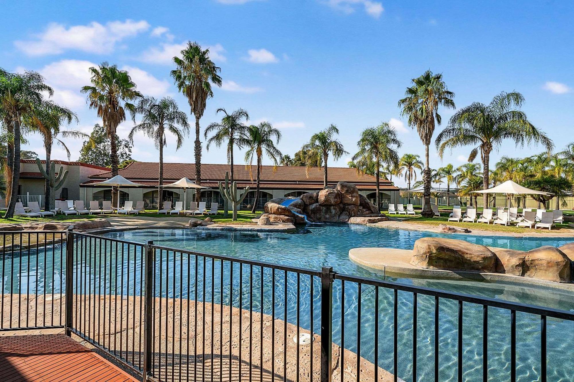 Quality Resort Siesta Albury Esterno foto